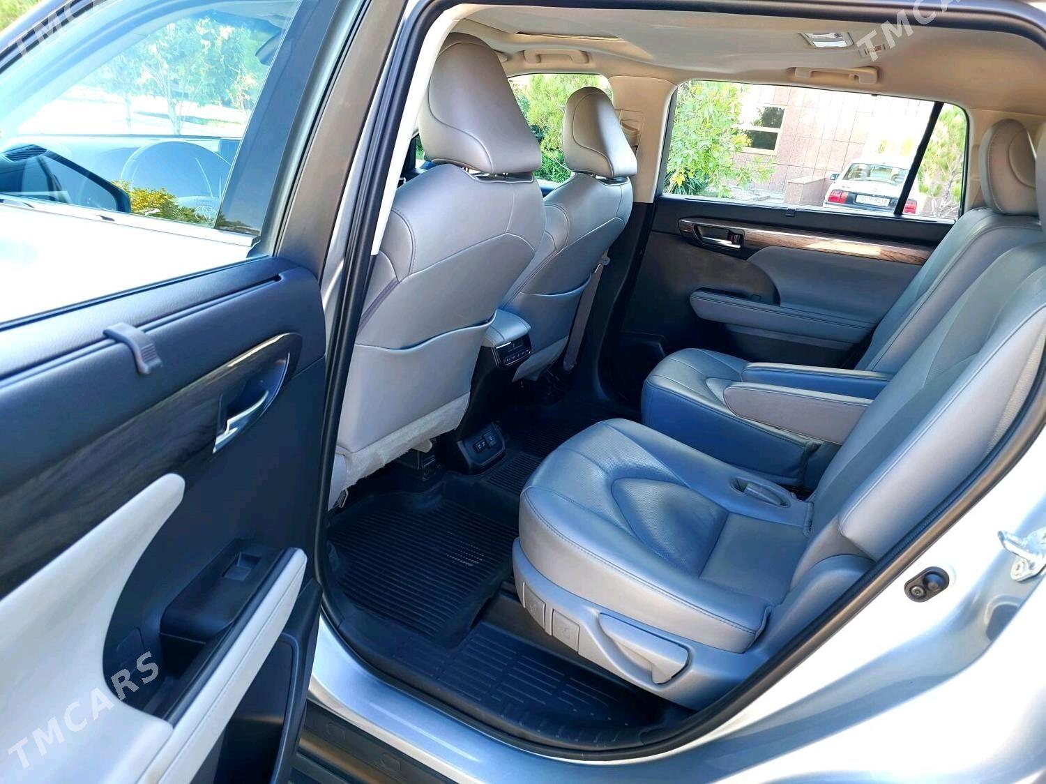 Toyota Highlander 2021 - 600 000 TMT - Türkmenabat - img 4