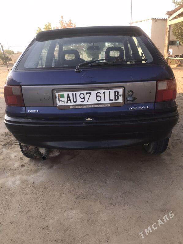 Opel Astra 1993 - 25 000 TMT - Darganata - img 2