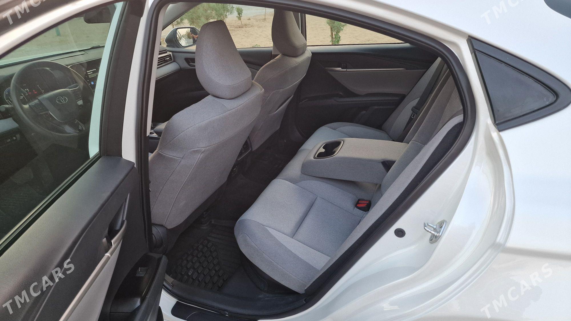 Toyota Camry 2024 - 460 000 TMT - Aşgabat - img 7