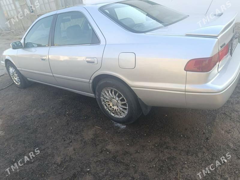 Toyota Camry 2000 - 155 000 TMT - Койтендаг - img 1