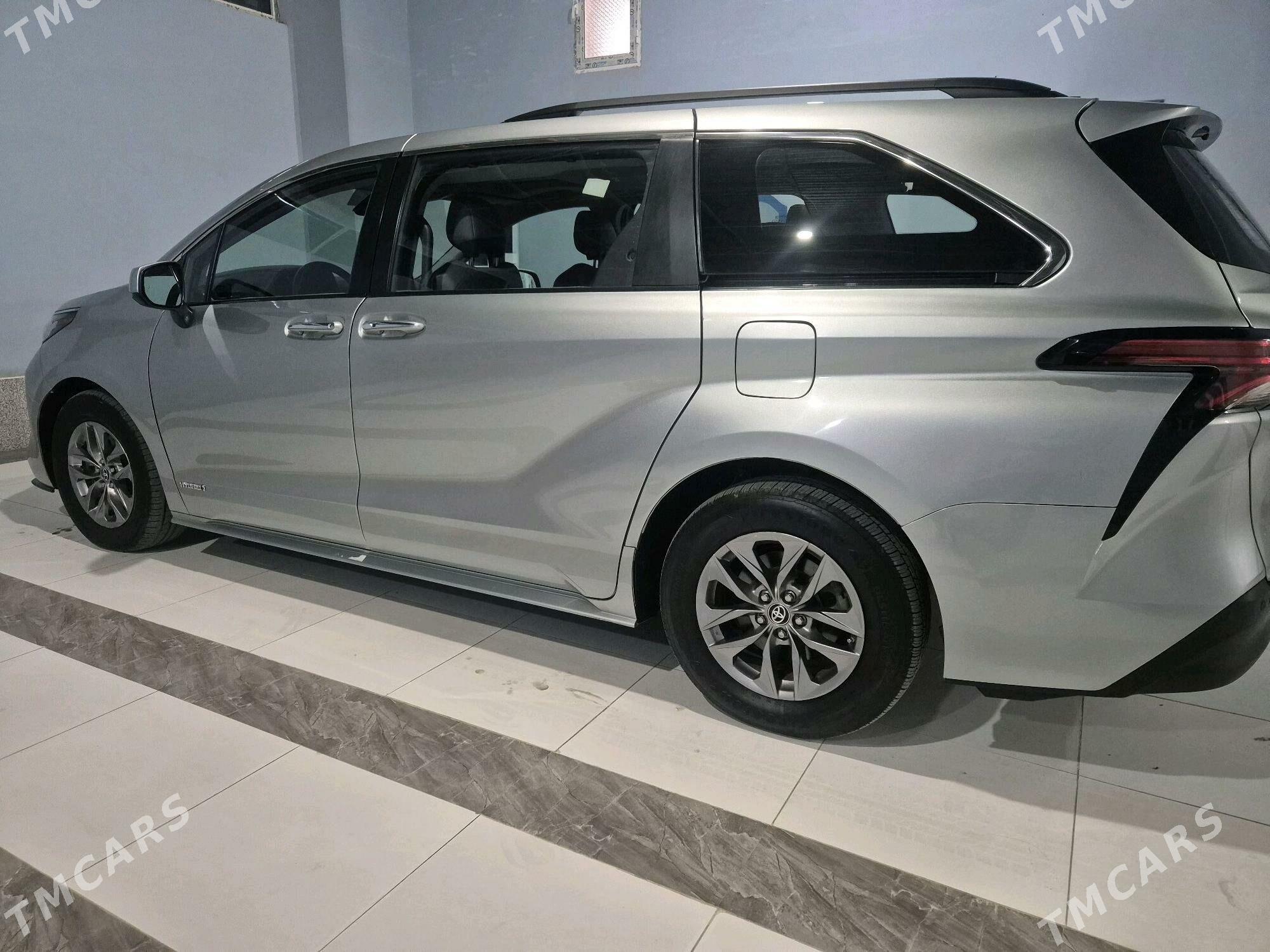 Toyota Sienna 2021 - 480 000 TMT - Дянев - img 5