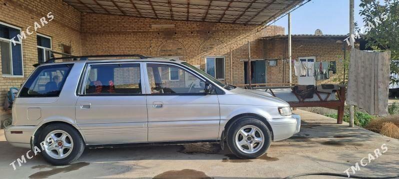 Mitsubishi Chariot 1997 - 50 000 TMT - Sakar - img 6