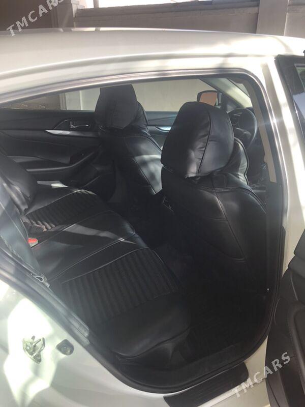 Nissan Maxima 2019 - 220 000 TMT - Мары - img 8