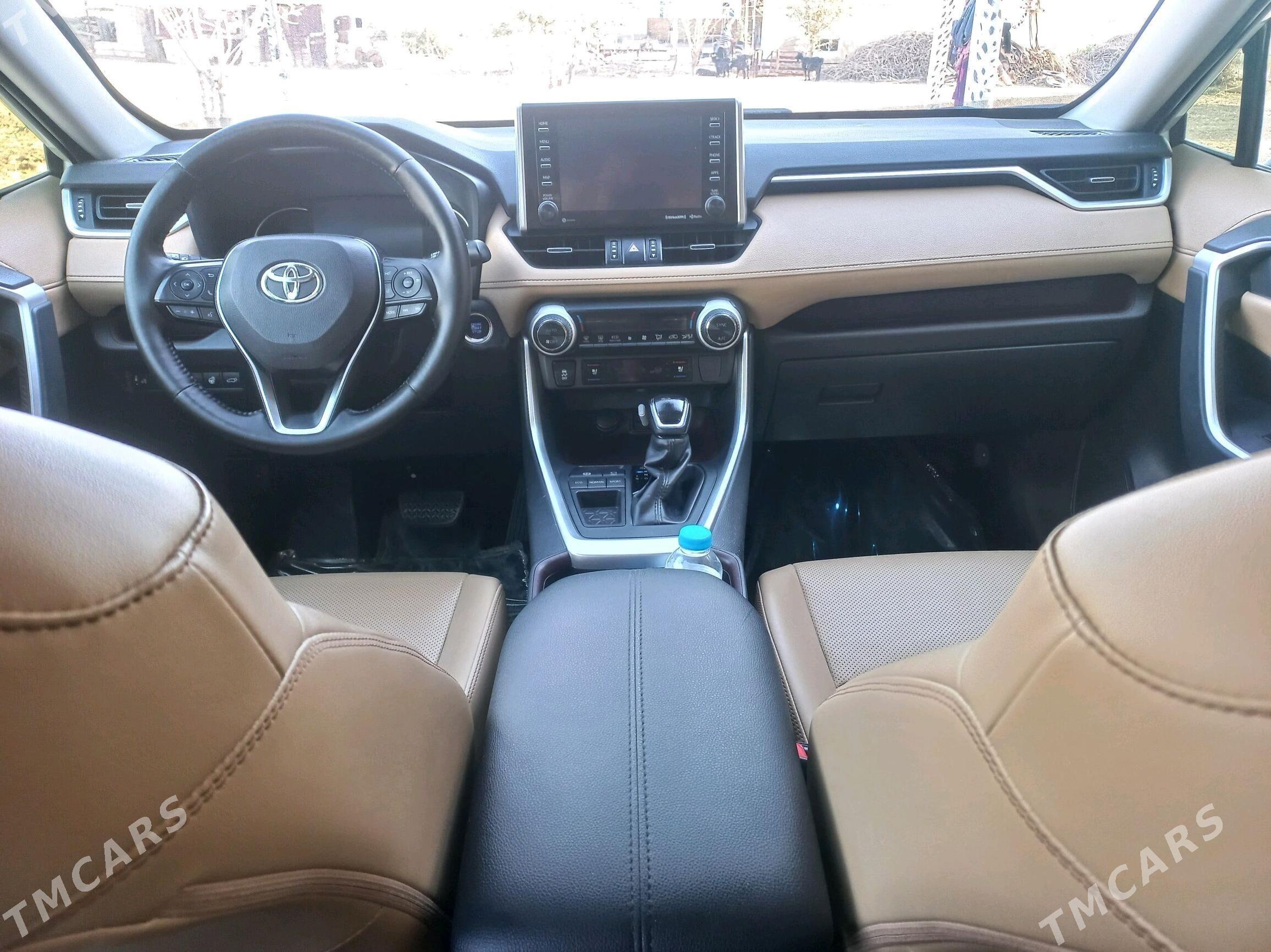 Toyota RAV4 2020 - 330 000 TMT - Теджен - img 6