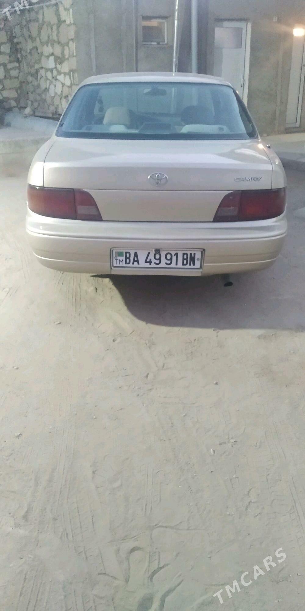Toyota Camry 1996 - 90 000 TMT - Джебел - img 1