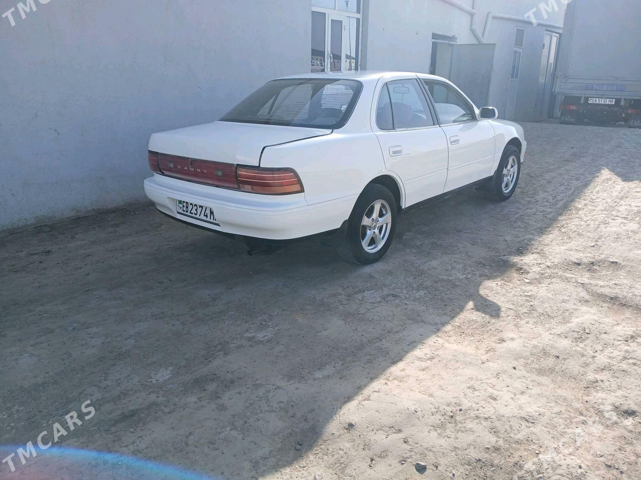 Toyota Camry 1992 - 50 000 TMT - Murgap - img 1