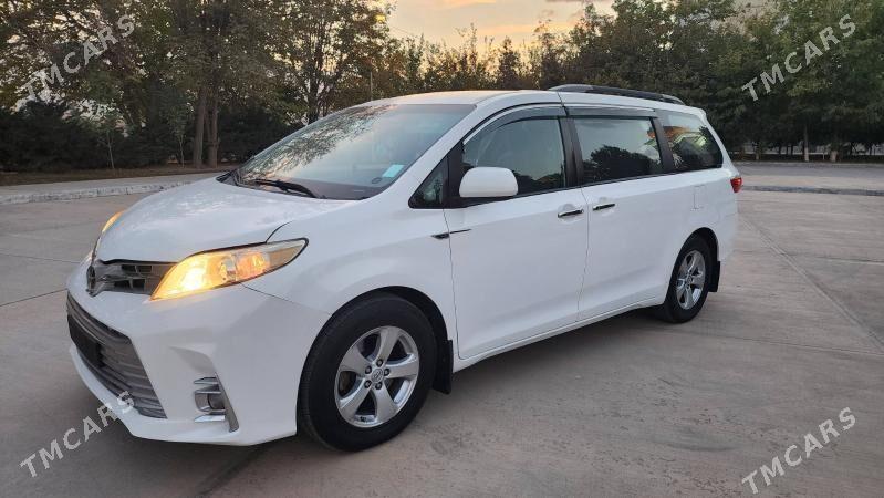 Toyota Sienna 2017 - 343 000 TMT - Aşgabat - img 2