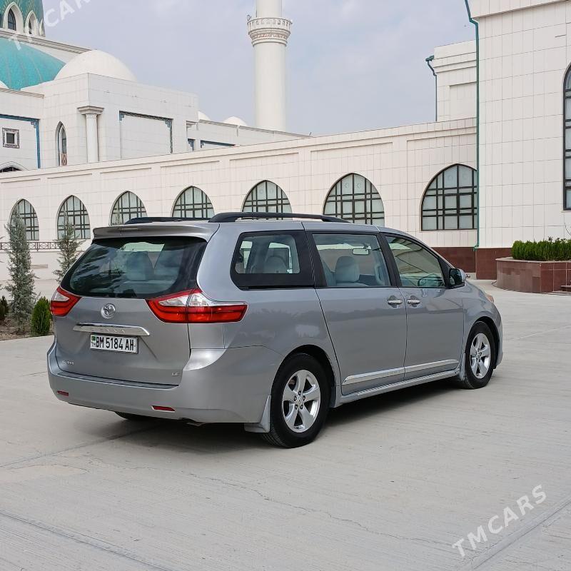 Toyota Sienna 2015 - 348 000 TMT - Гёкдепе - img 3