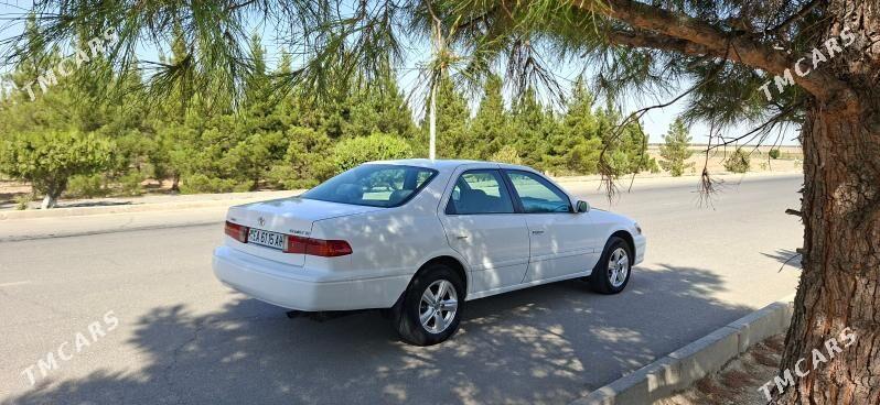 Toyota Camry 2001 - 143 000 TMT - Бахарден - img 1