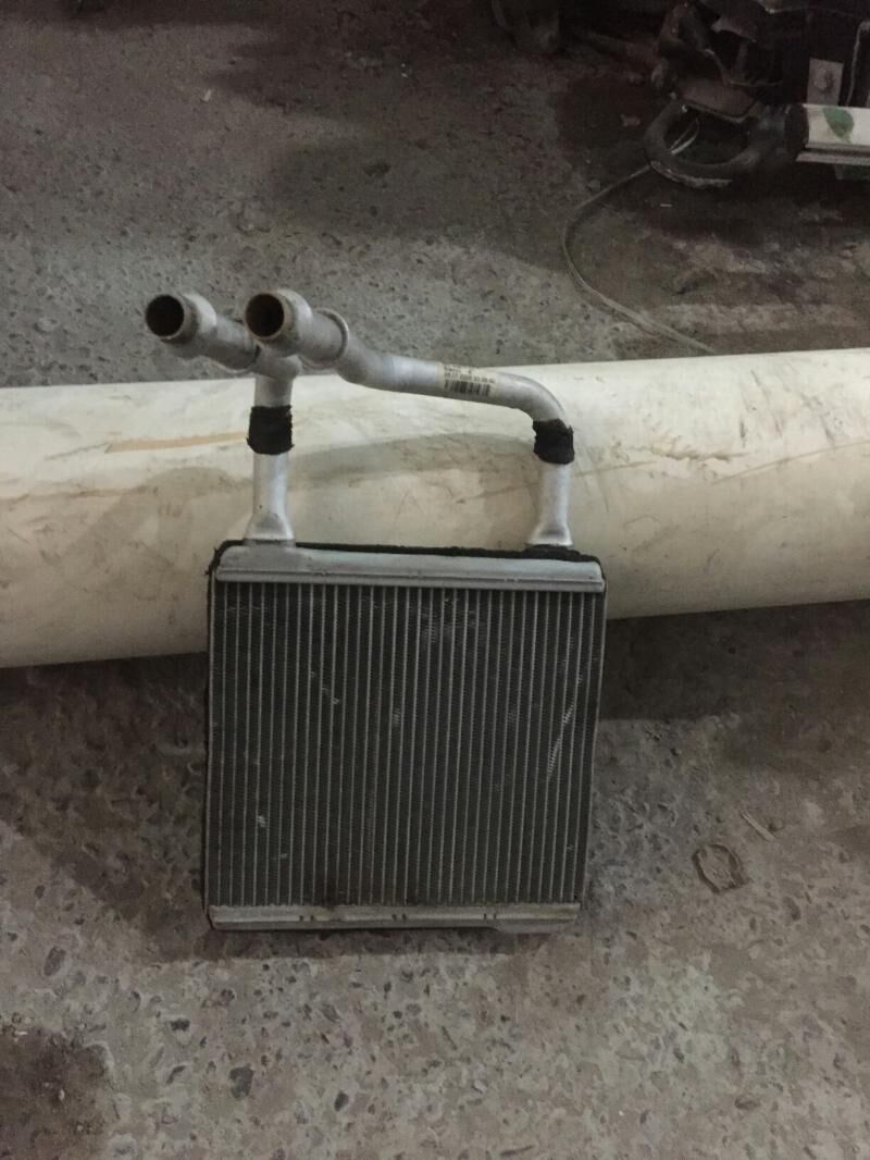 Mersedes E350 glusitel bacok 100 TMT - Бедев - img 2