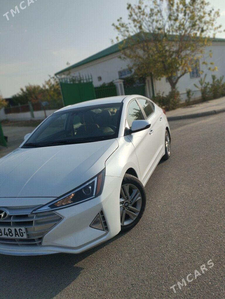 Hyundai Elantra 2020 - 205 000 TMT - Täze zaman - img 4