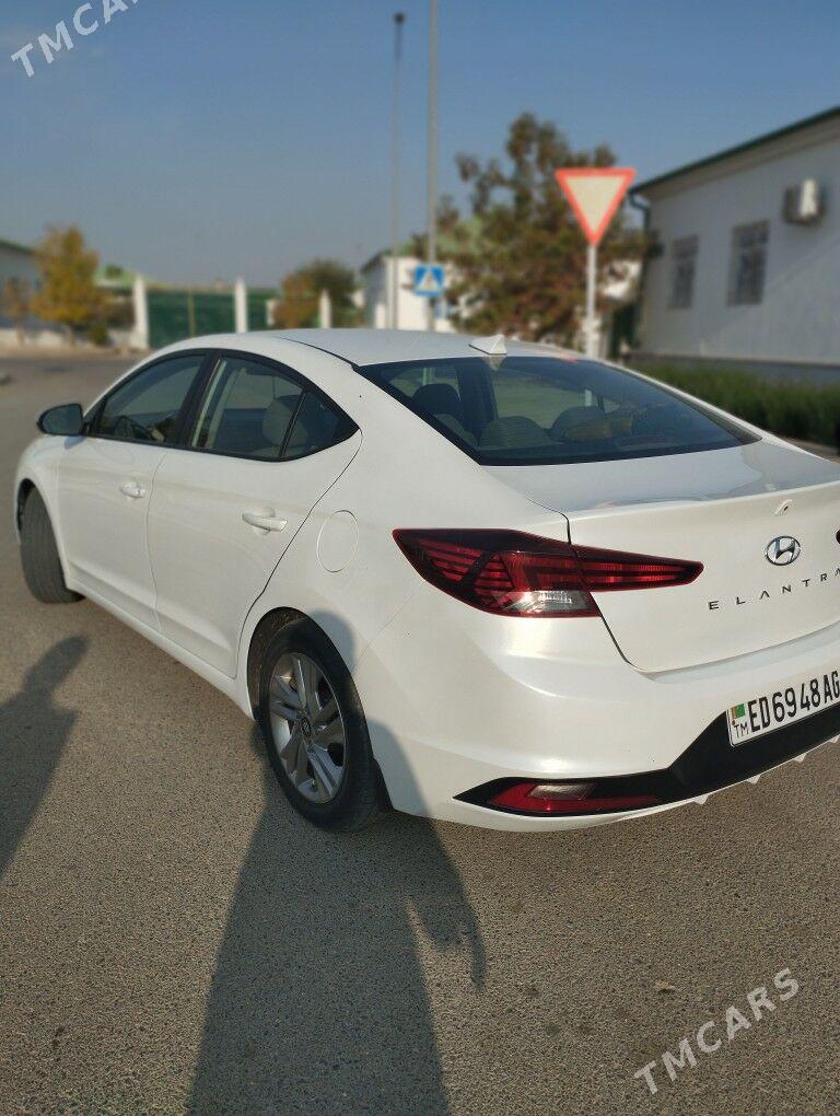 Hyundai Elantra 2020 - 205 000 TMT - Täze zaman - img 7