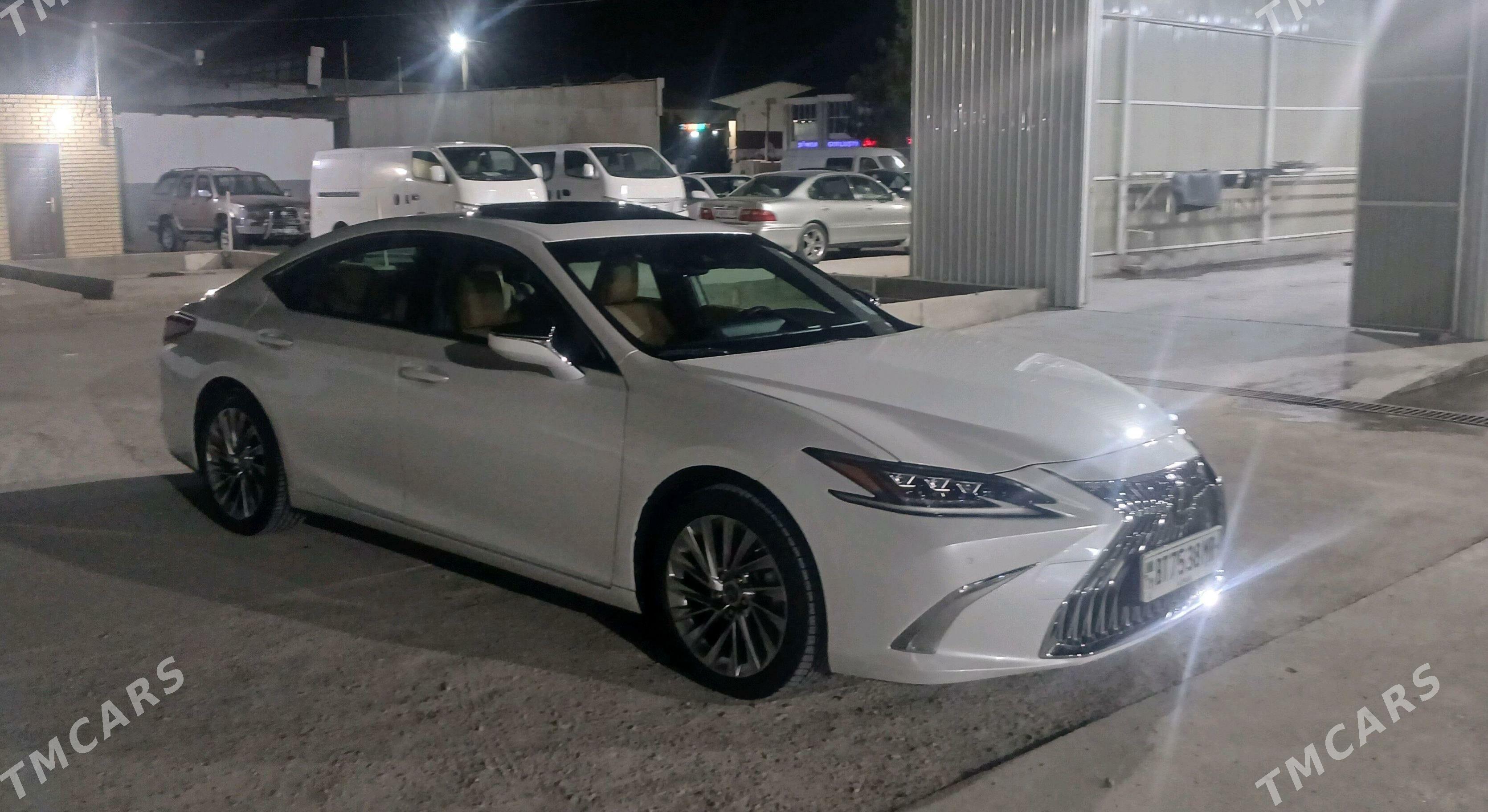 Lexus ES 350 2021 - 660 000 TMT - Мары - img 9