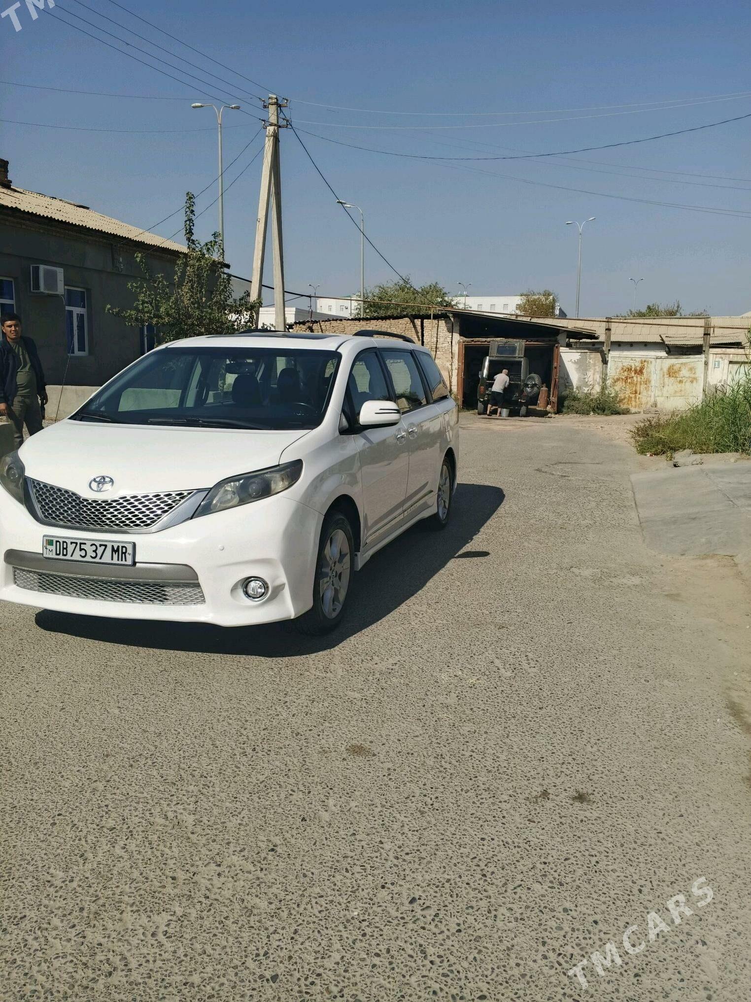 Toyota Sienna 2013 - 310 000 TMT - Mary - img 1