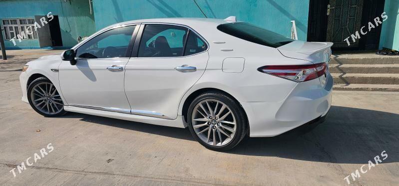 Toyota Camry 2018 - 275 000 TMT - Büzmeýin - img 3