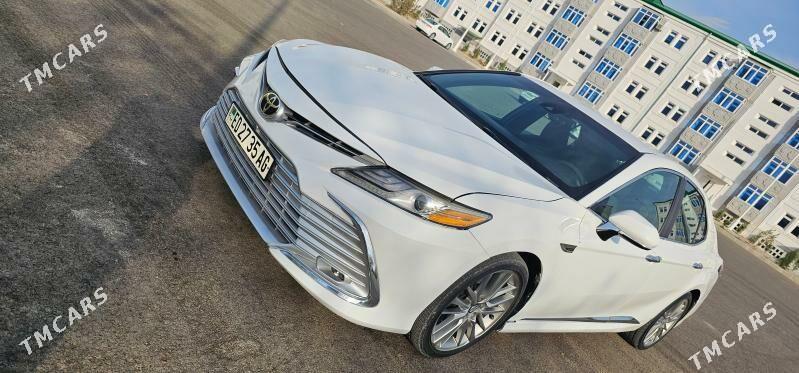 Toyota Camry 2018 - 275 000 TMT - Büzmeýin - img 5