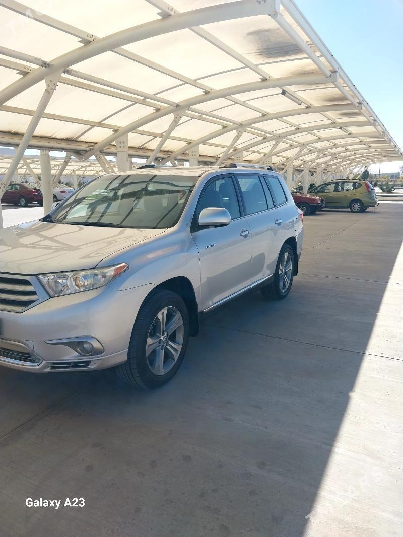Toyota Highlander 2011 - 340 000 TMT - Дашогуз - img 10