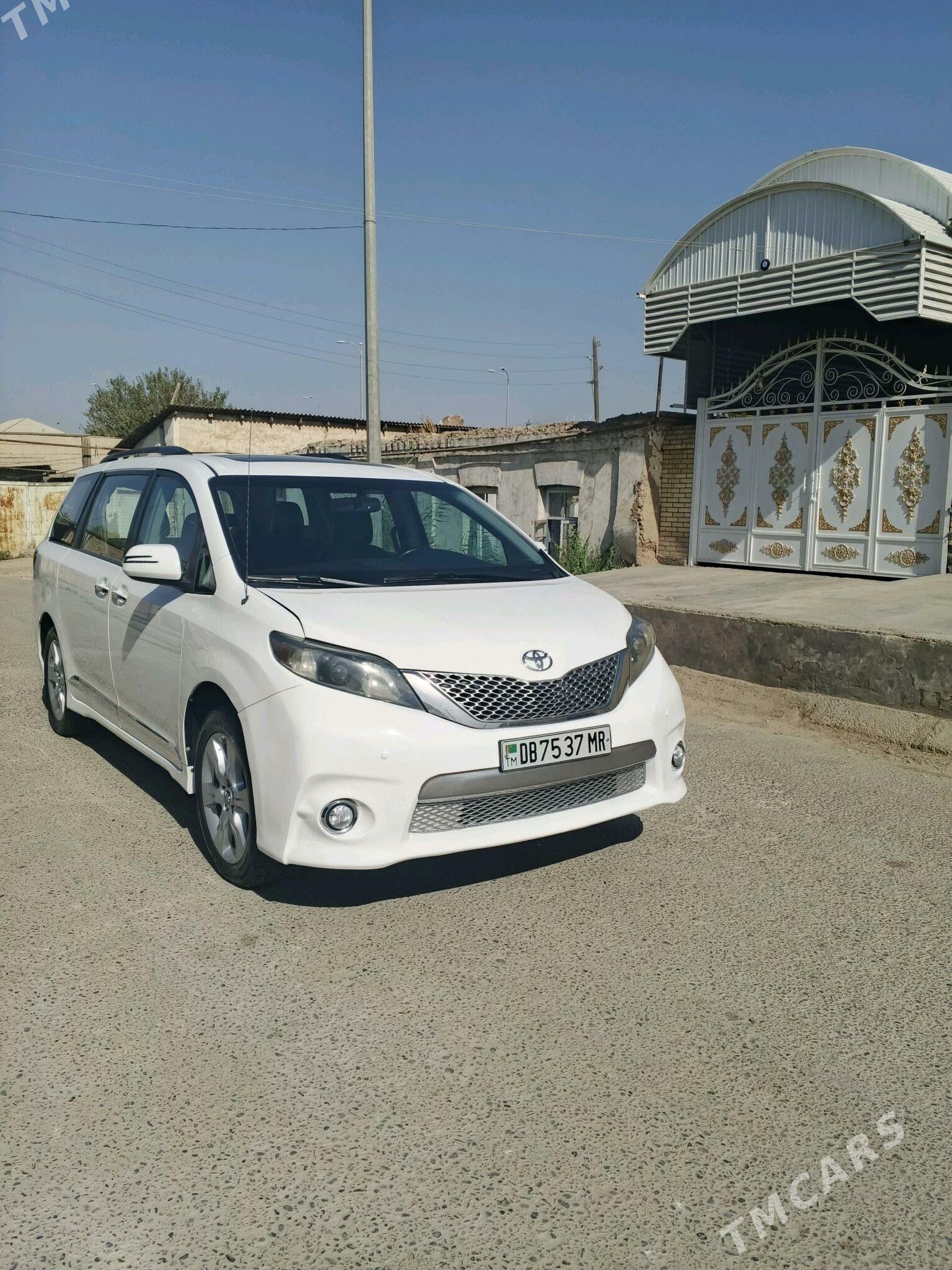 Toyota Sienna 2013 - 310 000 TMT - Mary - img 2