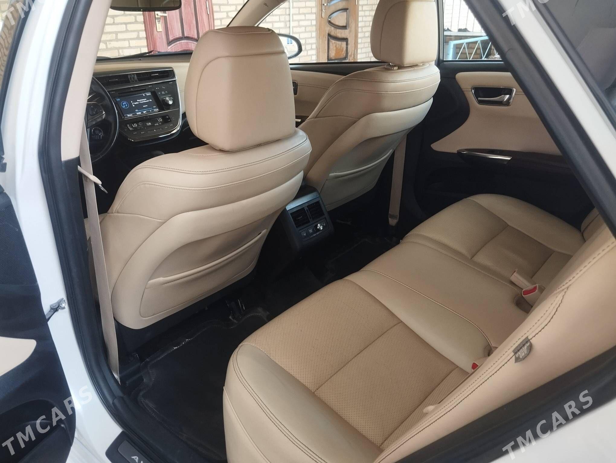 Toyota Avalon 2018 - 340 000 TMT - Çärjew - img 8