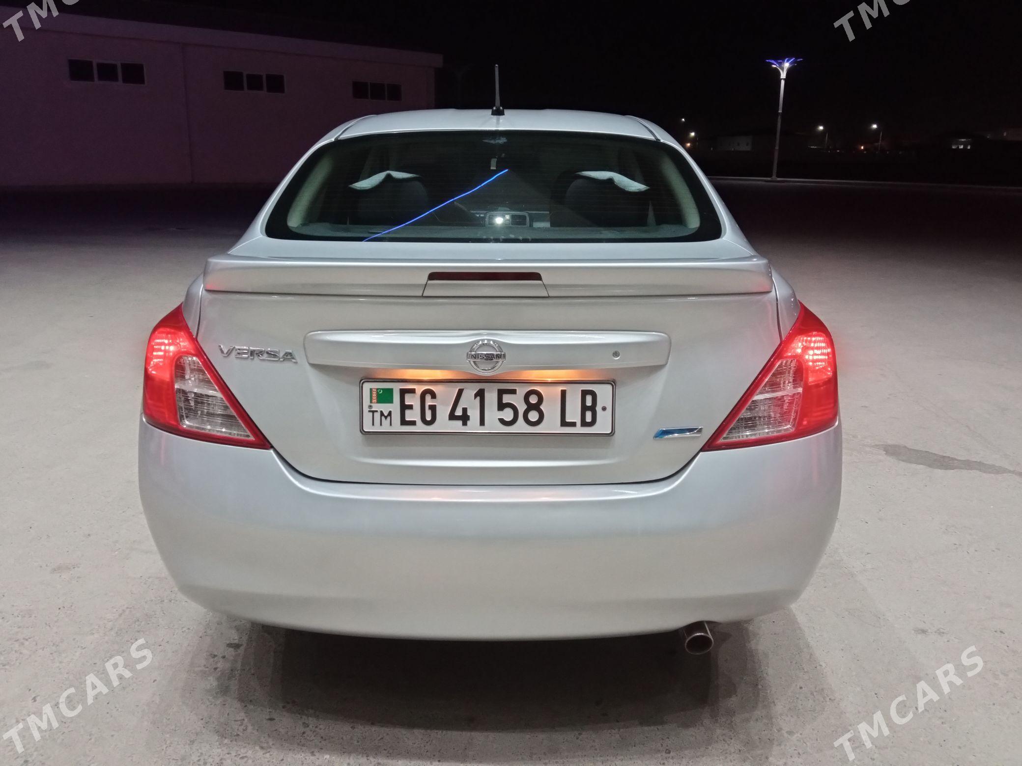 Nissan Versa 2013 - 107 000 TMT - Türkmenabat - img 7