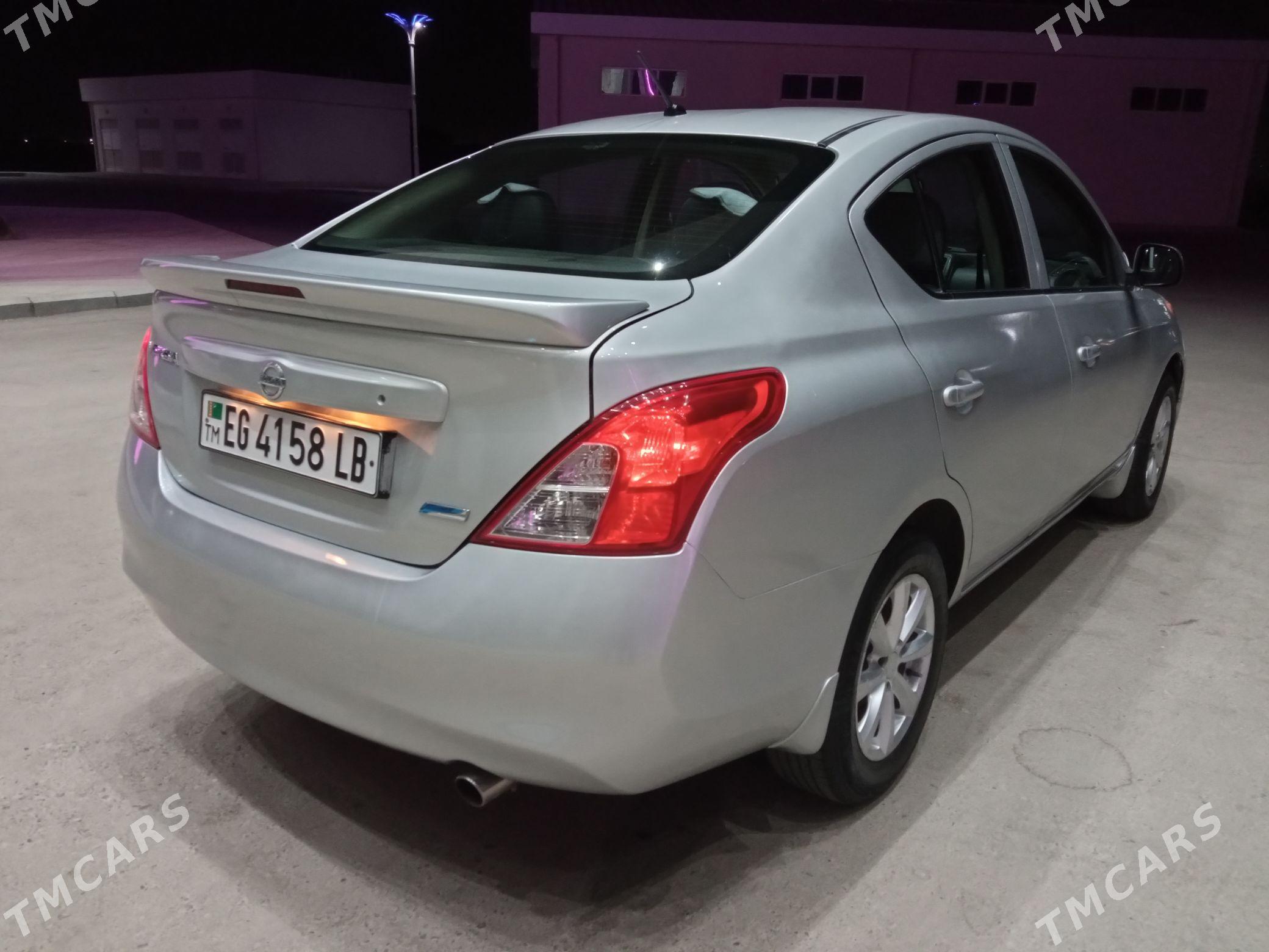 Nissan Versa 2013 - 107 000 TMT - Türkmenabat - img 6