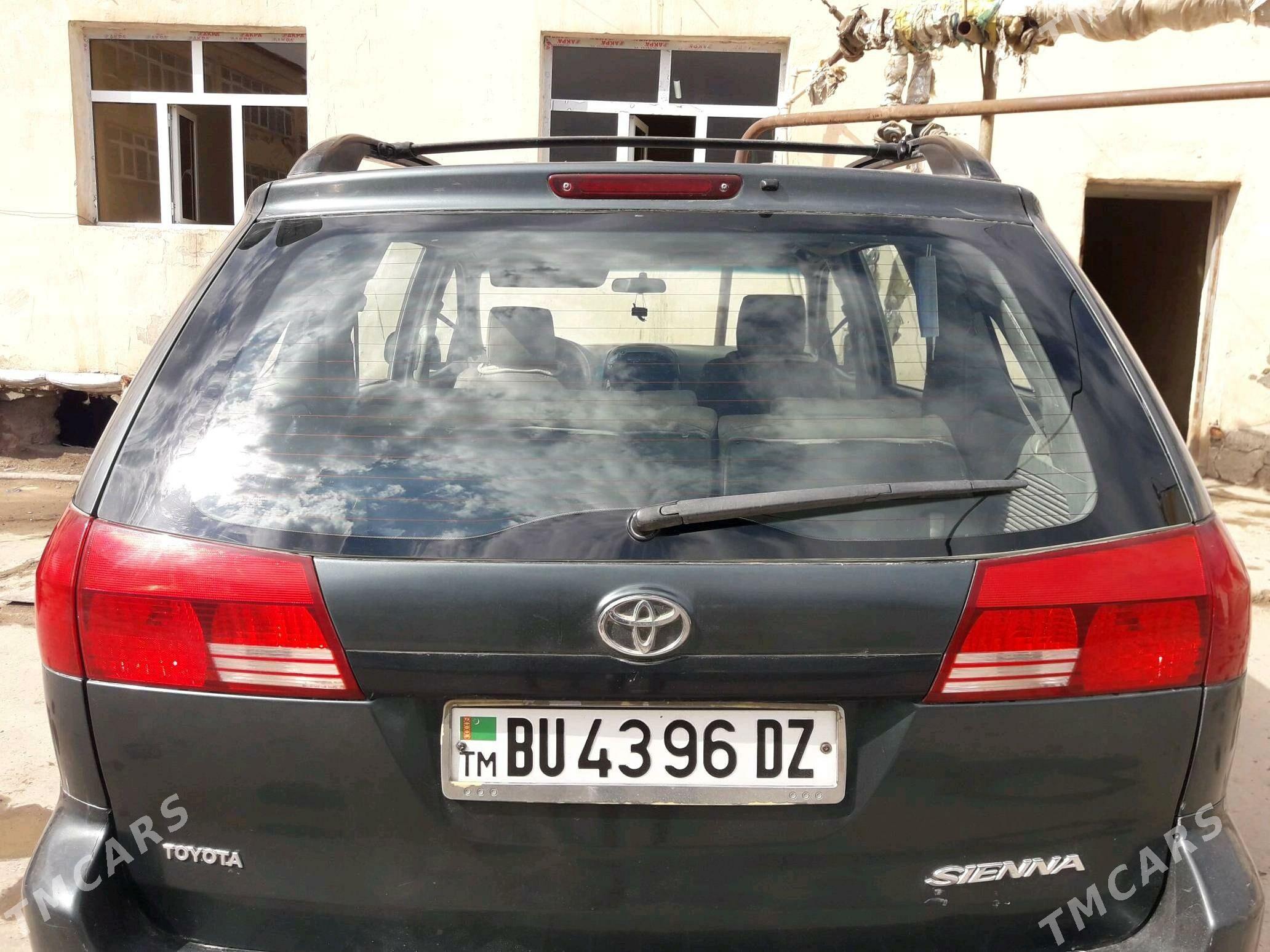 Toyota Sienna 2004 - 170 000 TMT - Daşoguz - img 3