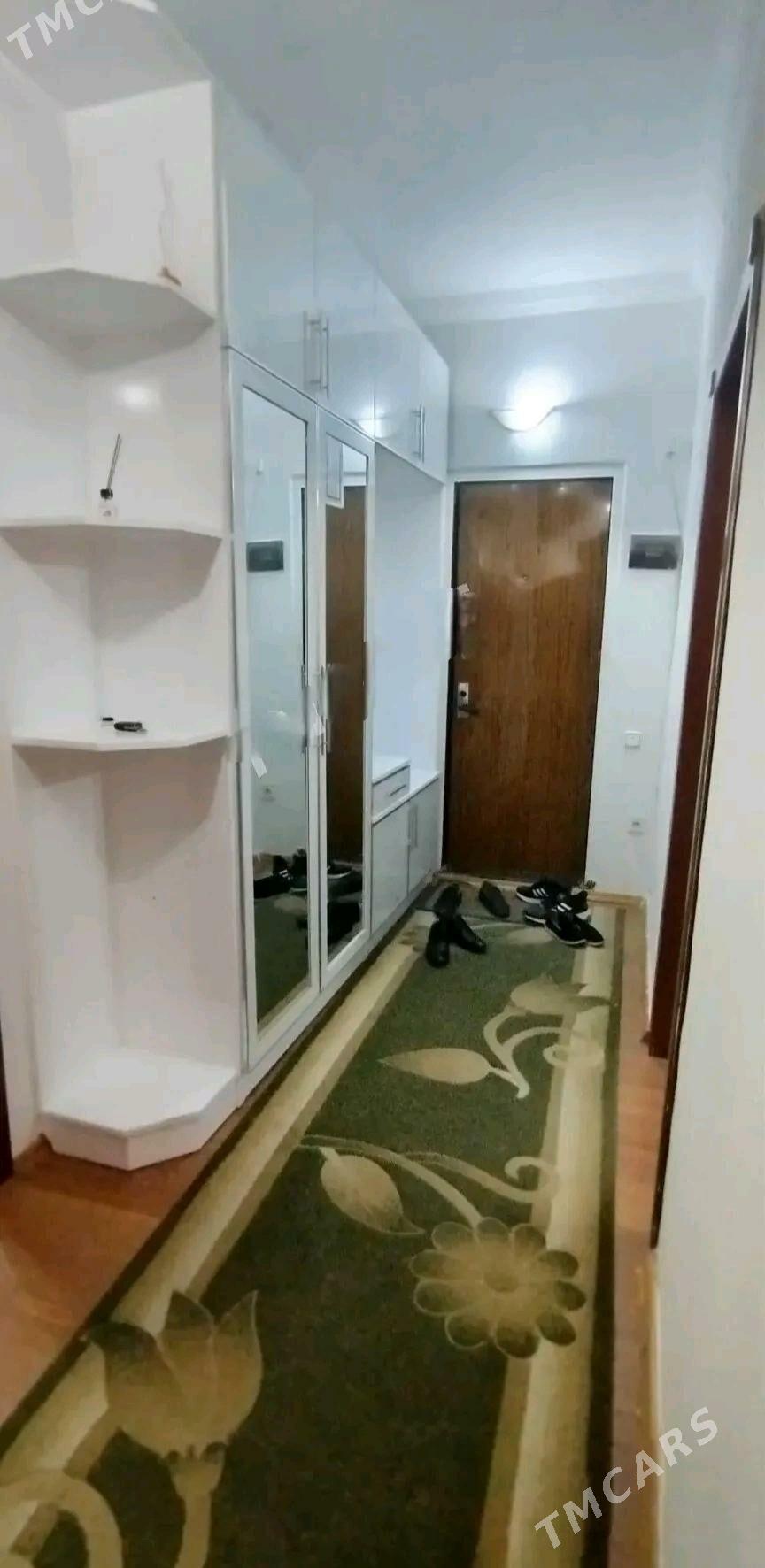 Maryski 3komnat 4/3 etaz satlk - Досааф - img 2