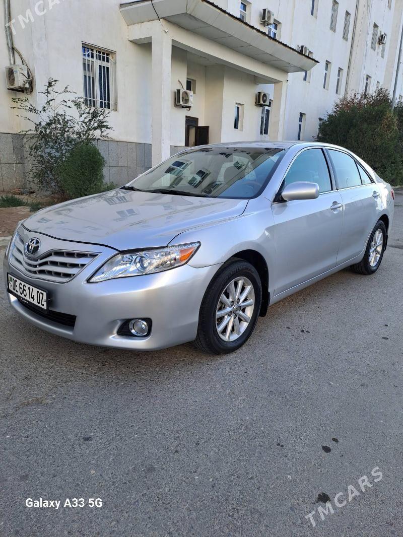Toyota Camry 2011 - 200 000 TMT - Дашогуз - img 7