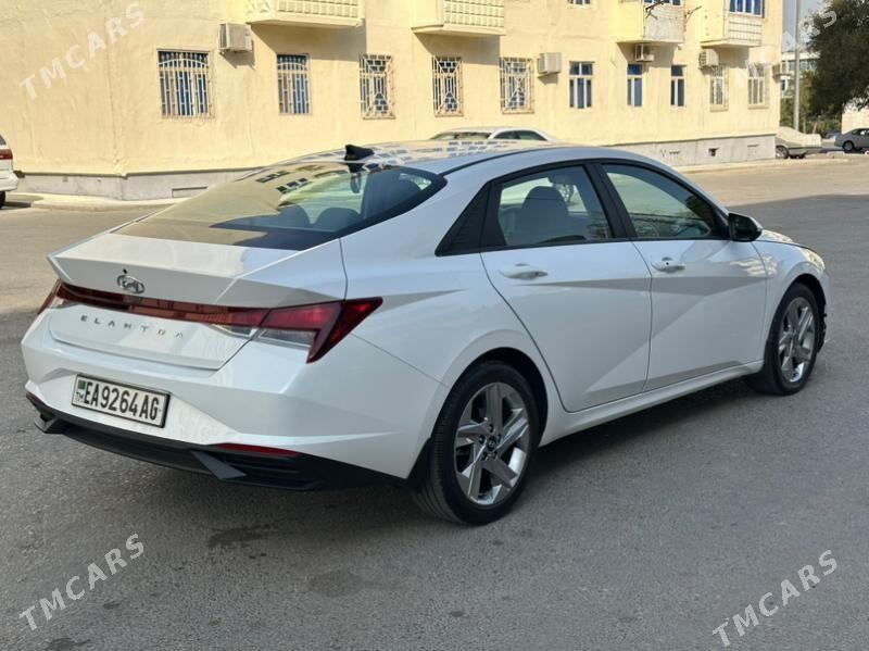 Hyundai Elantra 2023 - 240 000 TMT - Parahat 1 - img 3