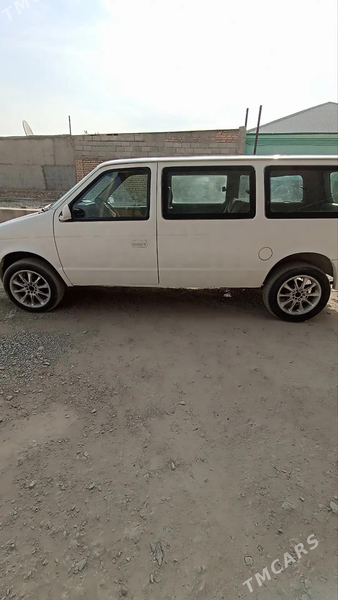 Ford Country 2005 - 40 000 TMT - Bäherden - img 3