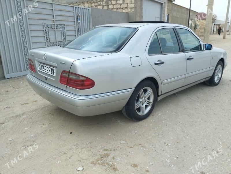 Mercedes-Benz E320 1997 - 85 000 TMT - Gumdag - img 3
