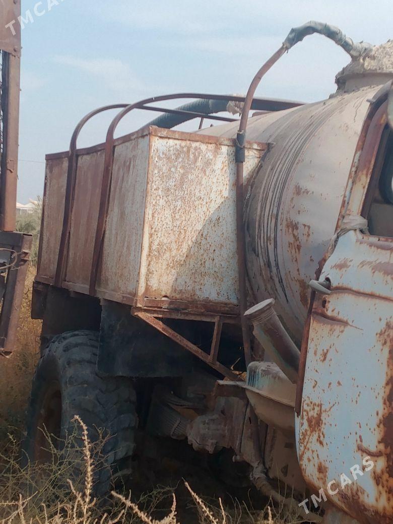 Zil 130 1985 - 20 000 TMT - Ёлётен - img 1