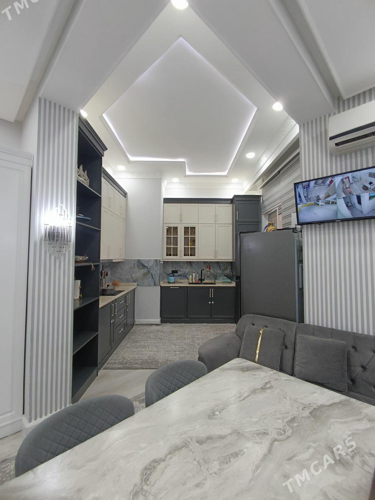 ЛЕНИНА!2КОМ-100м²! - ул. Туркменбаши шаёлы (Ленина) - img 1