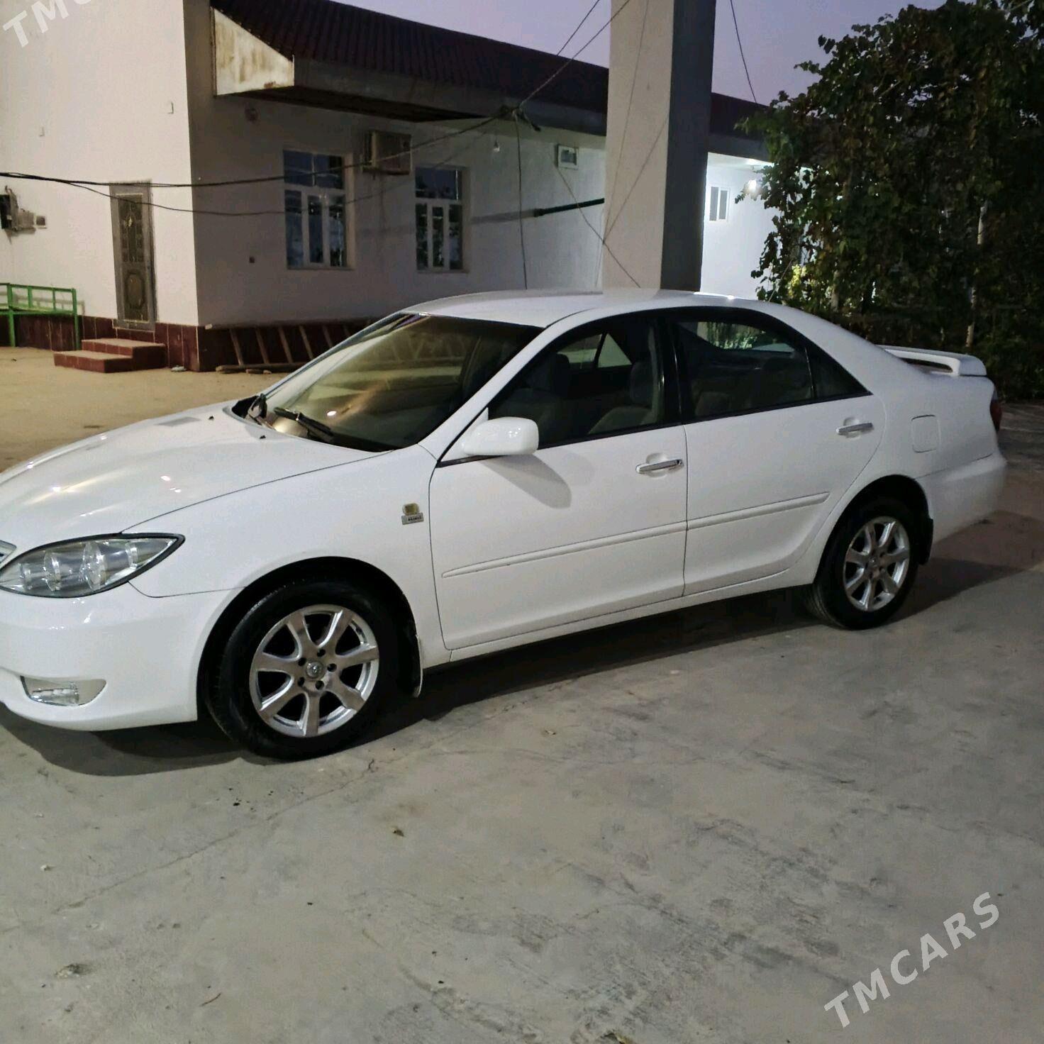 Toyota Camry 2003 - 151 000 TMT - Halaç - img 1