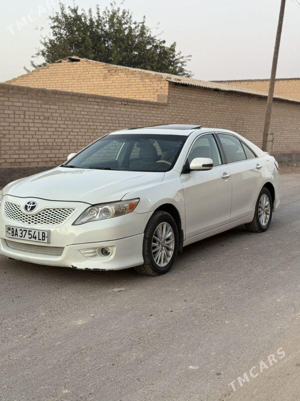 Toyota Camry 2010 - 180 000 TMT - Халач - img 5