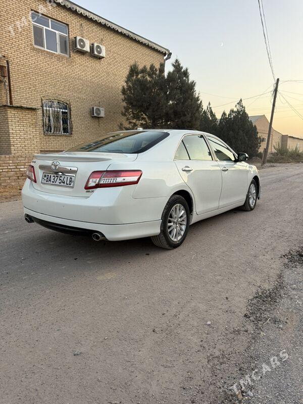Toyota Camry 2010 - 180 000 TMT - Халач - img 9
