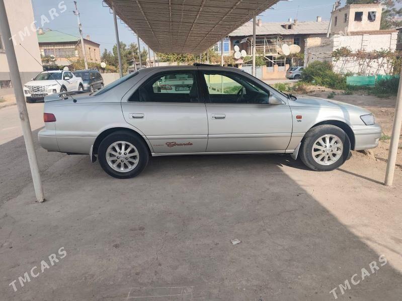 Toyota Camry 2000 - 165 000 TMT - Туркменабат - img 3