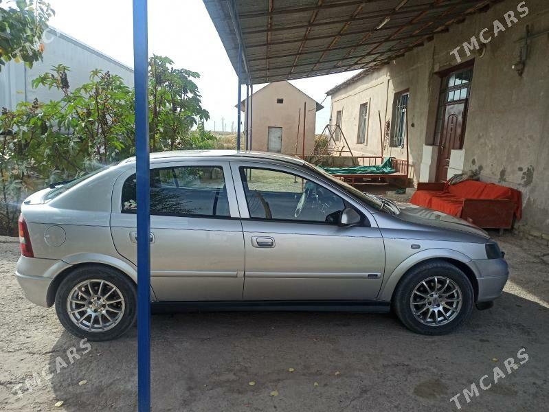 Opel Astra 2000 - 85 000 TMT - Дашогуз - img 4