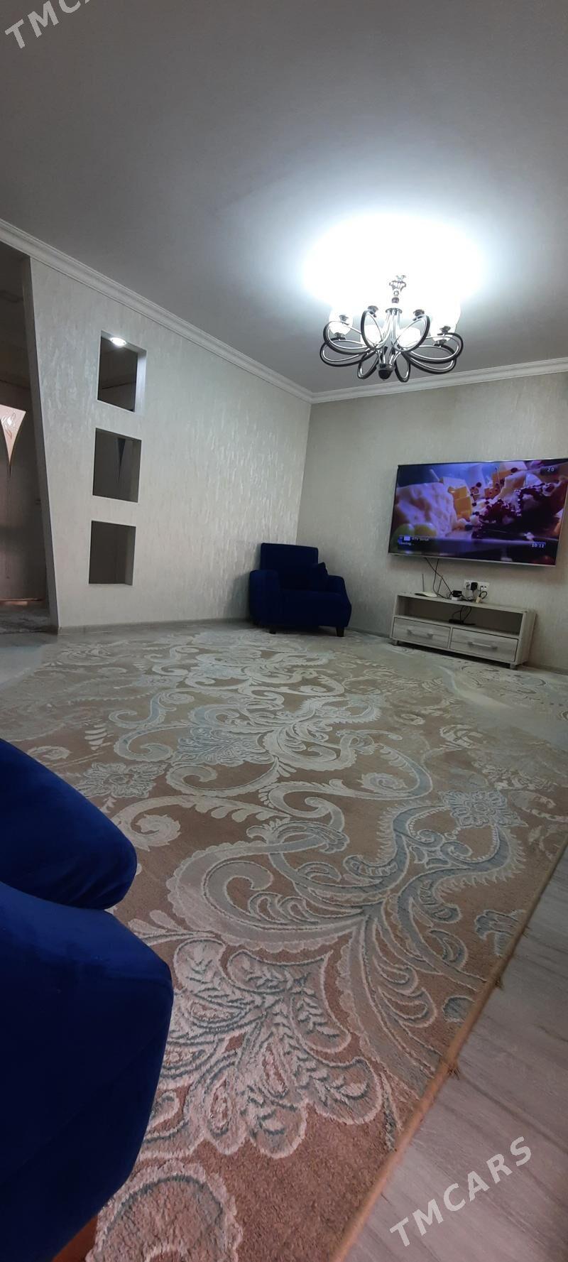 6 мкр 3 комнатная кв хозяин - 6 mkr - img 3