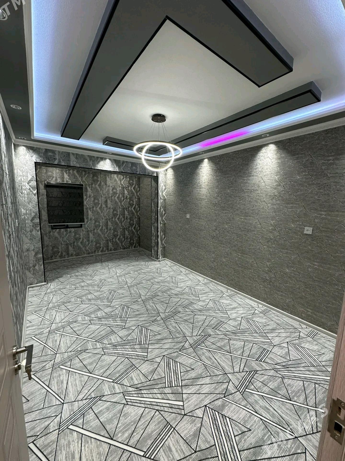 satlyk jay - Mary - img 1