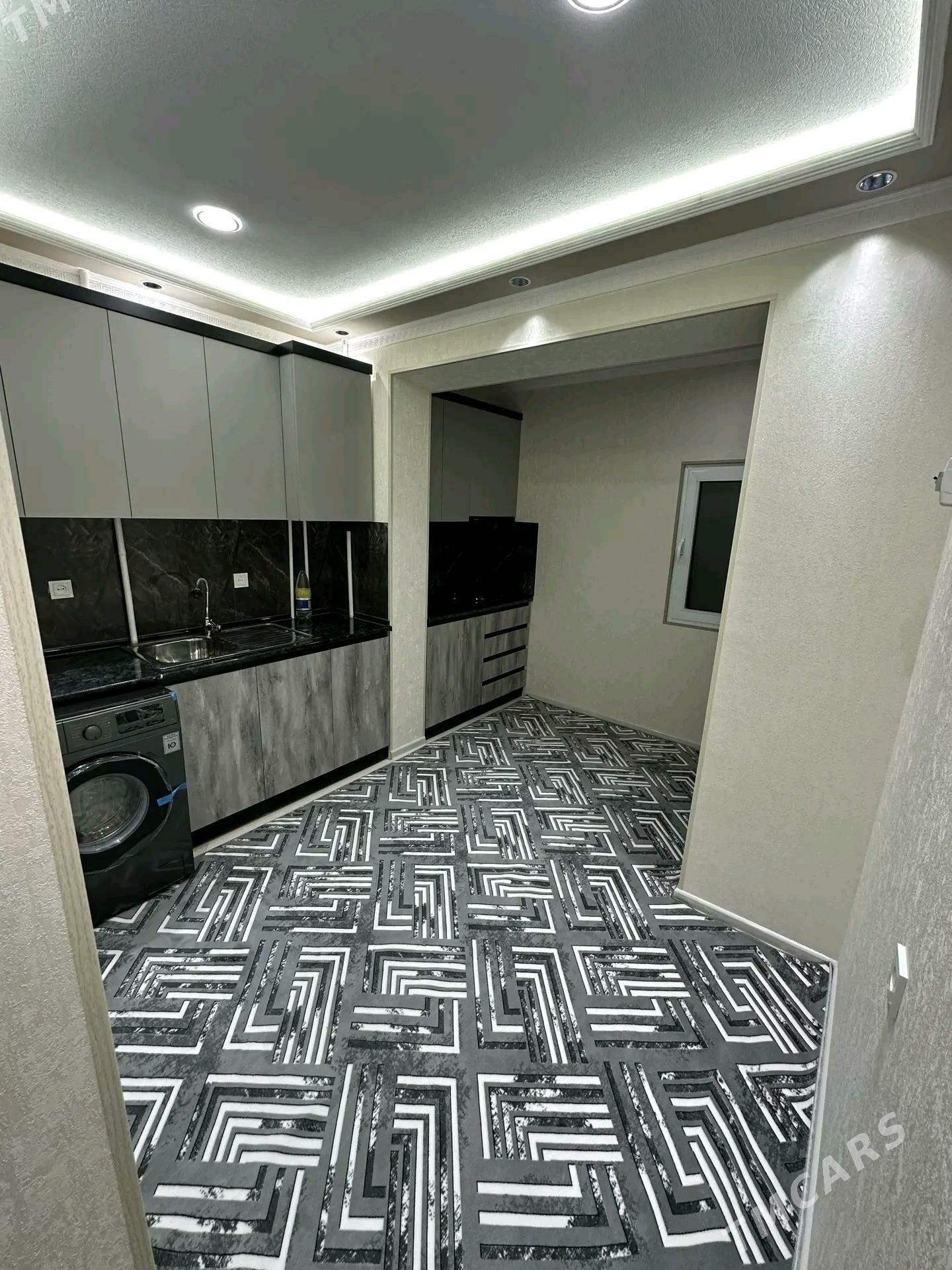 satlyk jay - Mary - img 2