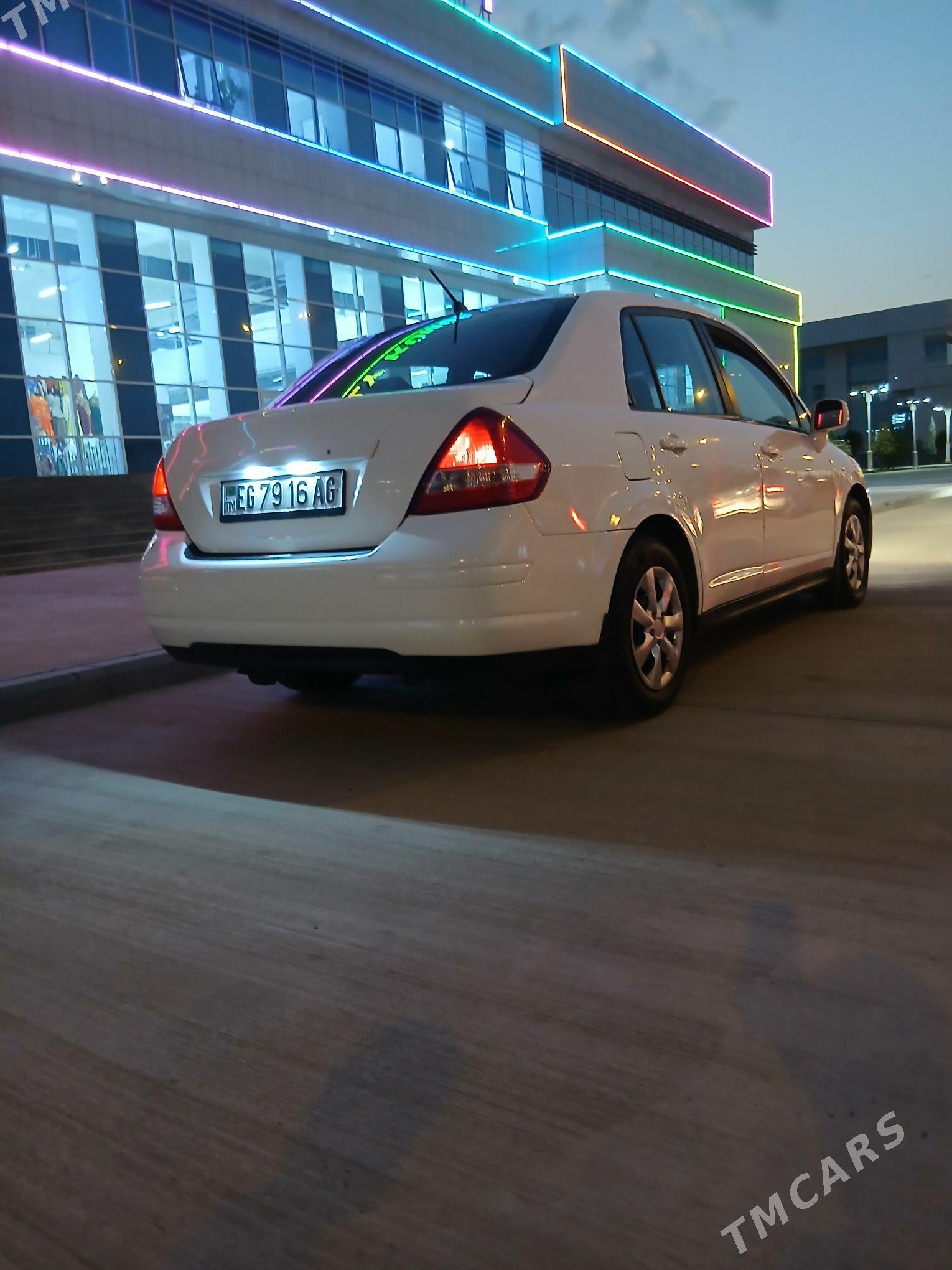 Nissan Versa 2011 - 126 000 TMT - Ашхабад - img 5