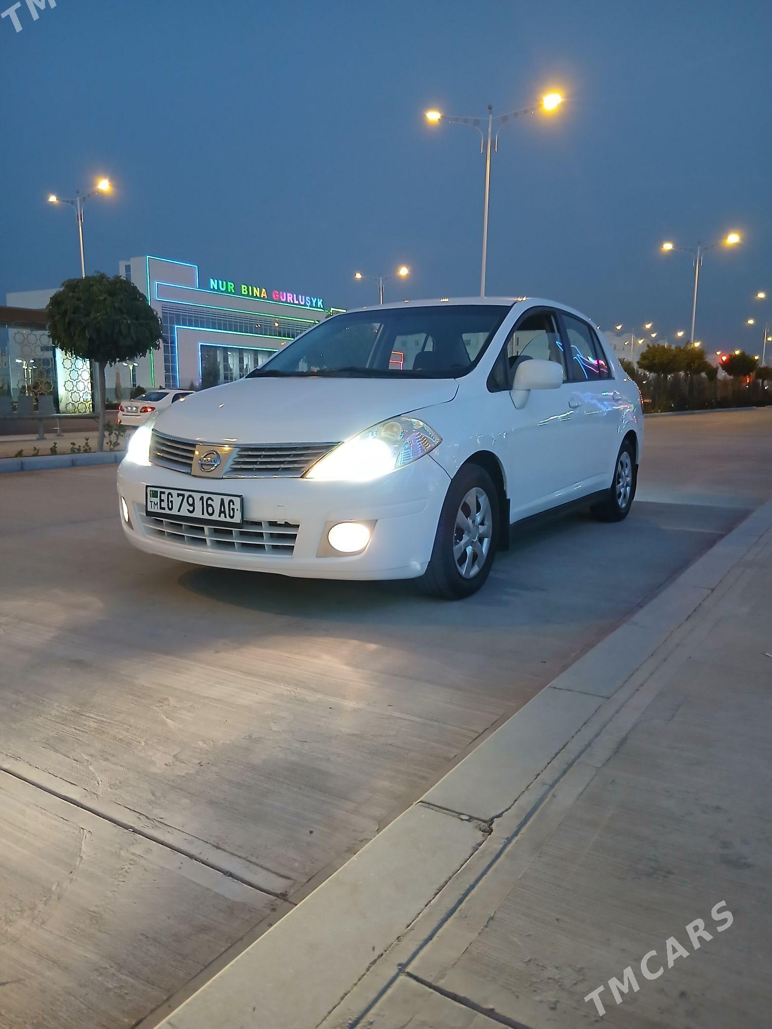 Nissan Versa 2011 - 126 000 TMT - Ашхабад - img 1