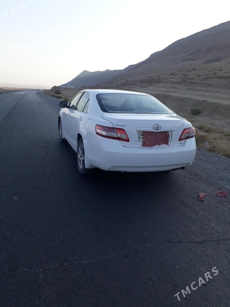 Toyota Camry 2010 - 135 000 TMT - Койтендаг - img 2
