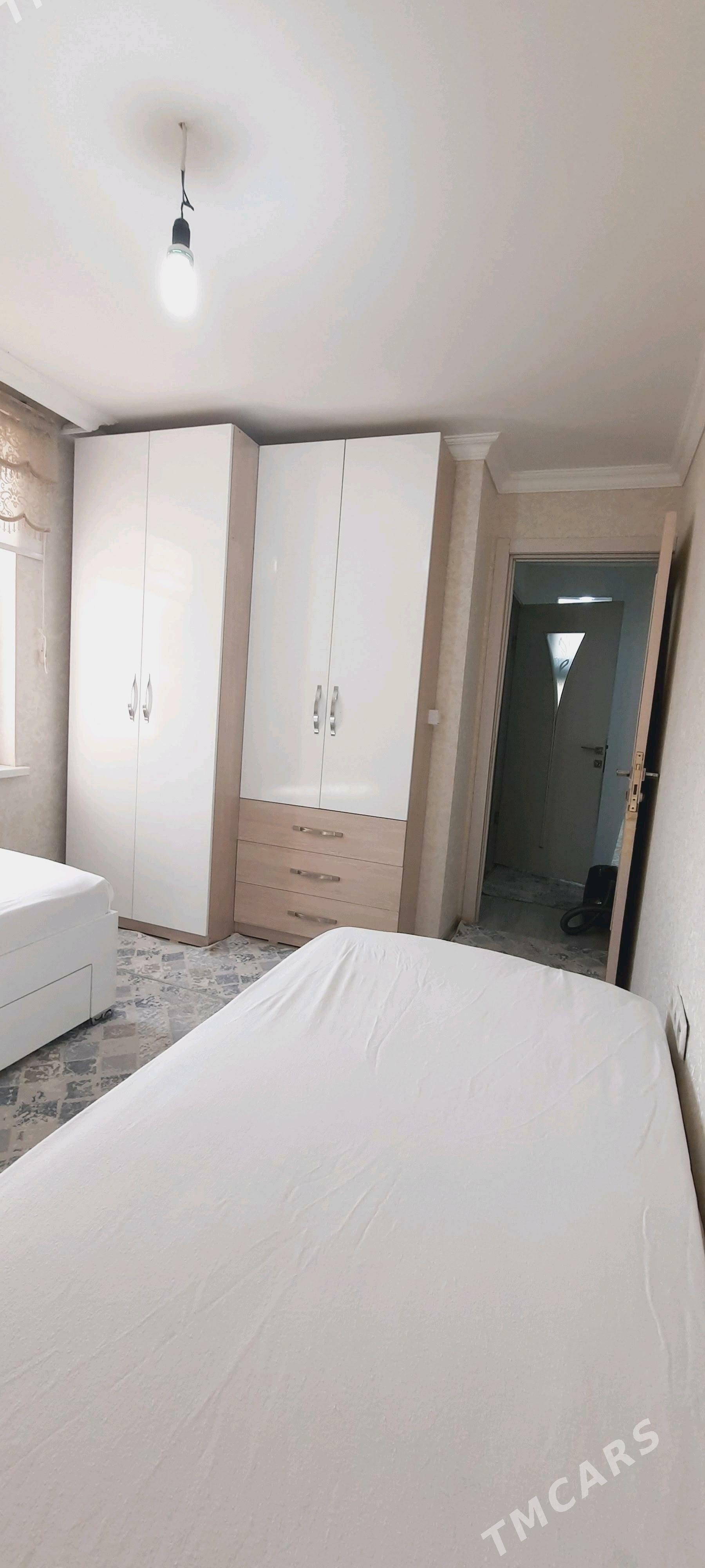 6 мкр 3 комнатная кв хозяин - 6 mkr - img 7