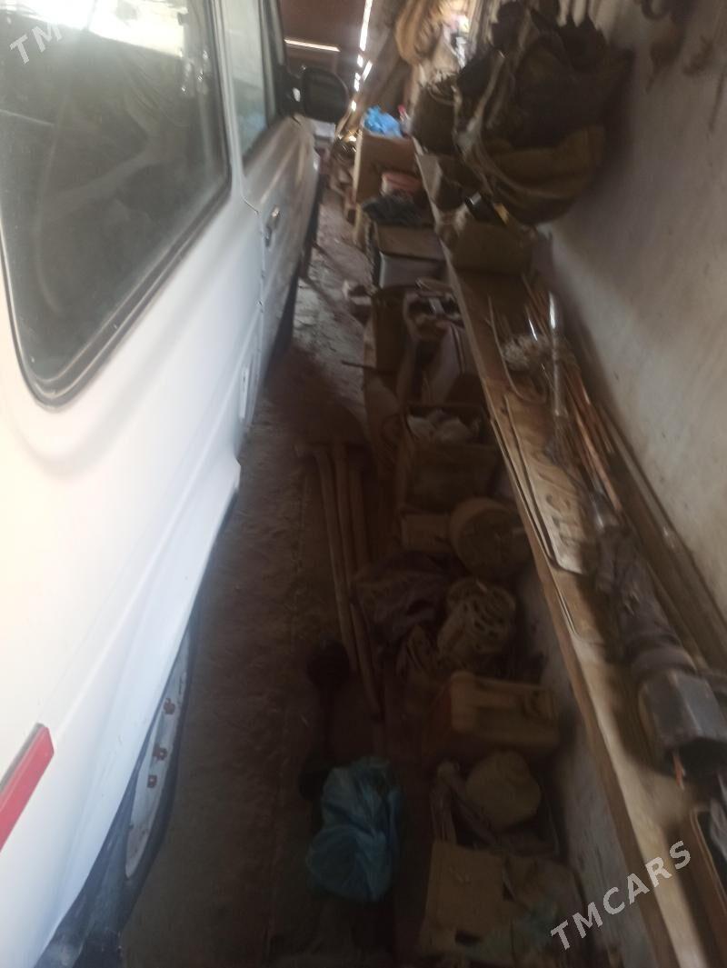 Lada Niva 1989 - 25 000 TMT - Саят - img 1