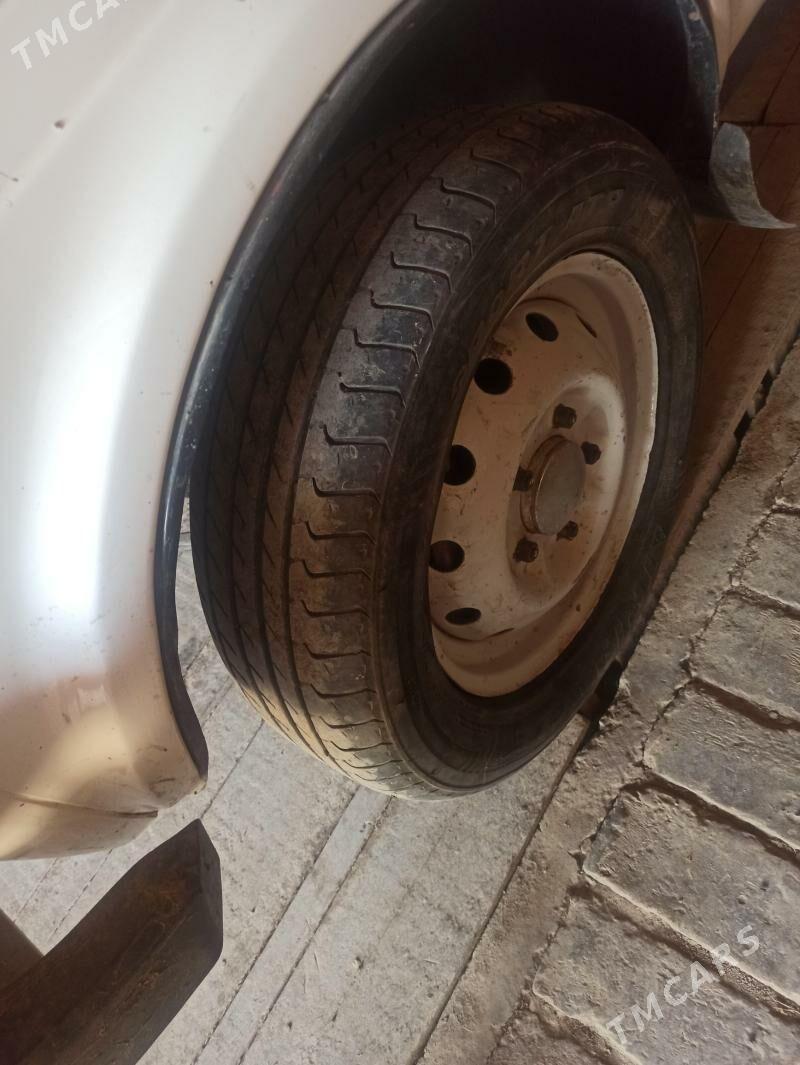 Lada Niva 1989 - 25 000 TMT - Саят - img 4