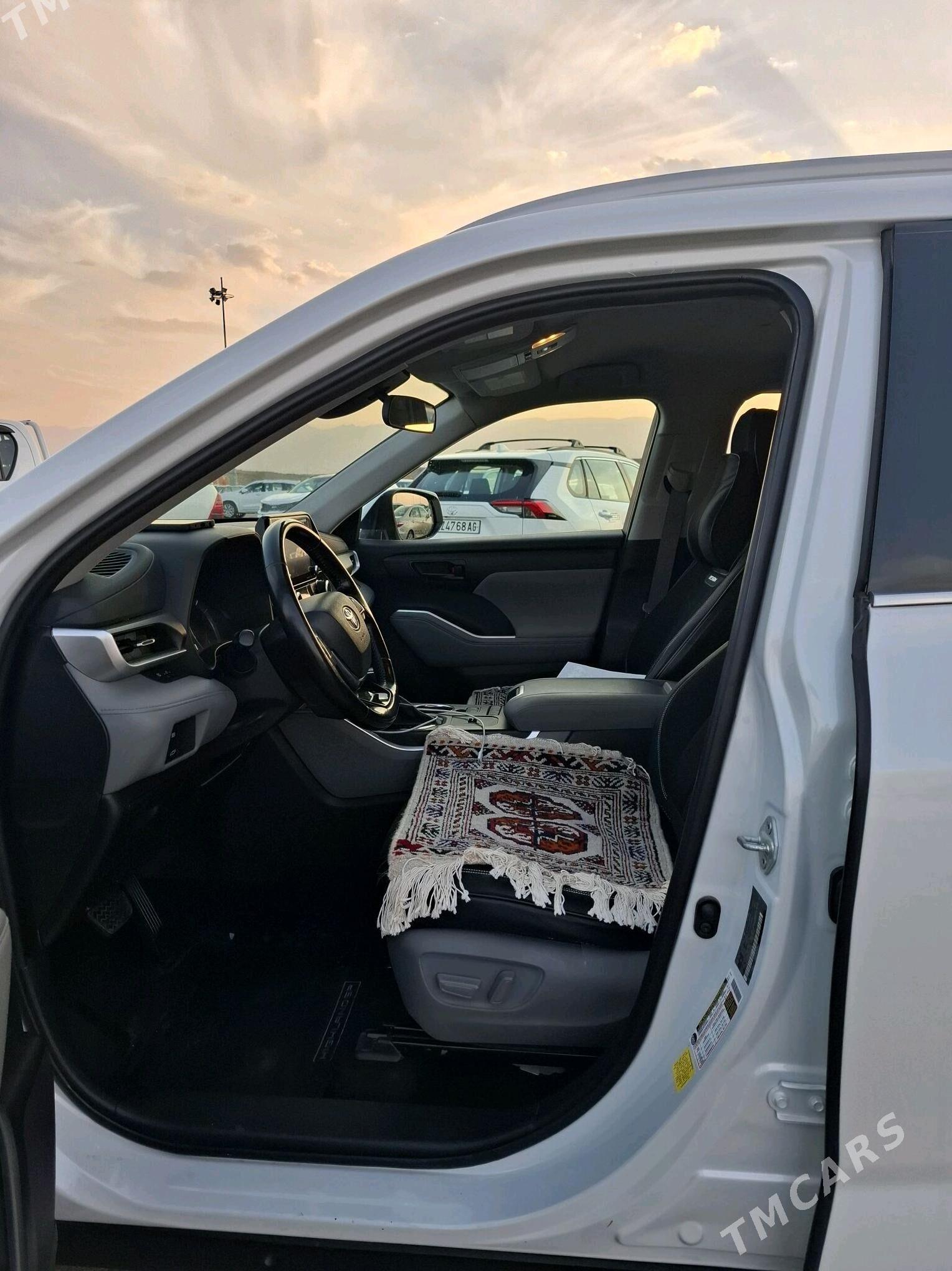 Toyota Highlander 2021 - 460 000 TMT - Aşgabat - img 10
