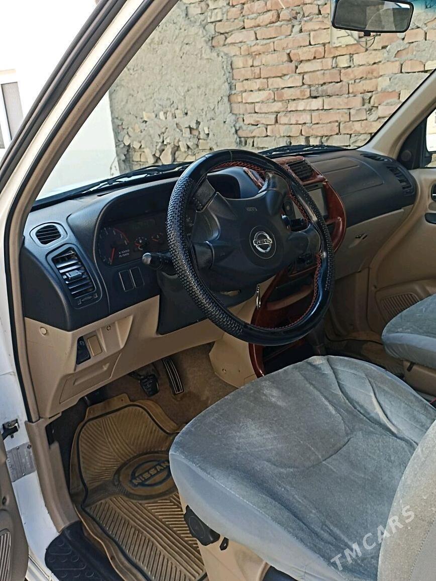 Nissan Terrano 2003 - 60 000 TMT - Бахарден - img 9