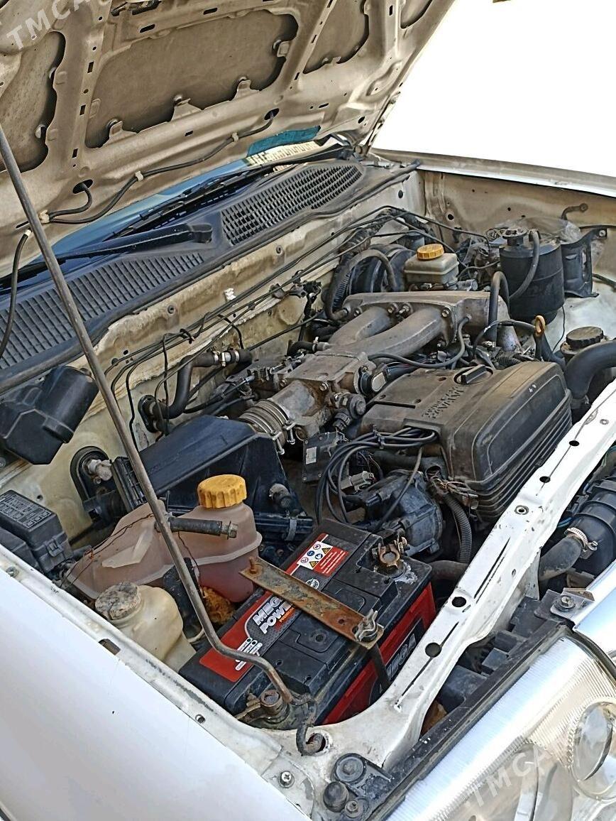 Nissan Terrano 2003 - 60 000 TMT - Бахарден - img 8